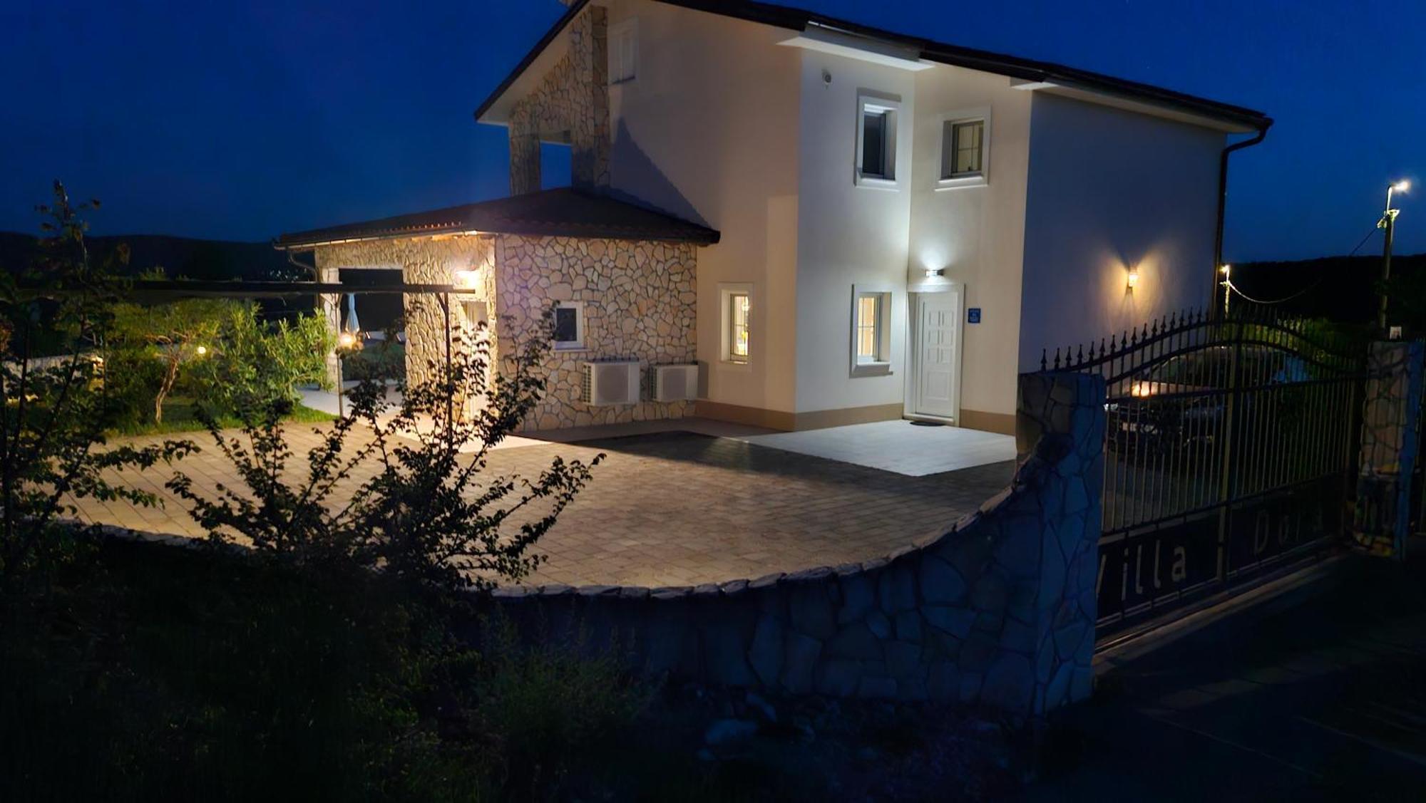 Villa Dora Suzan Dış mekan fotoğraf